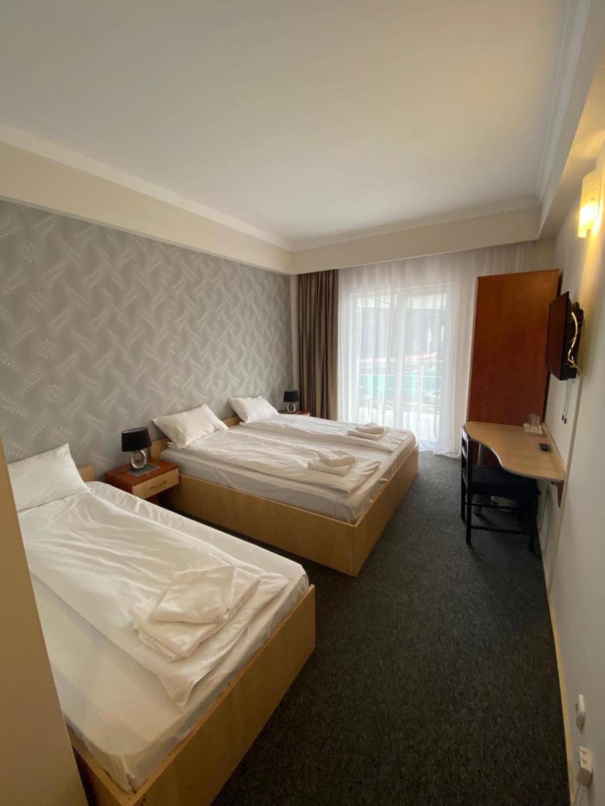 Hotel Stadion Oradea Eksteriør bilde